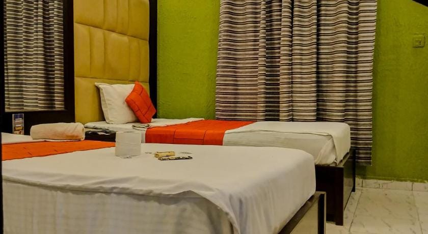GOHO Rooms Badar Inn in Karachi