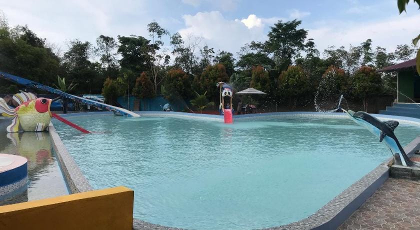 OYO Life 3874 Rere Residence Syariah Hotel in Indonesia