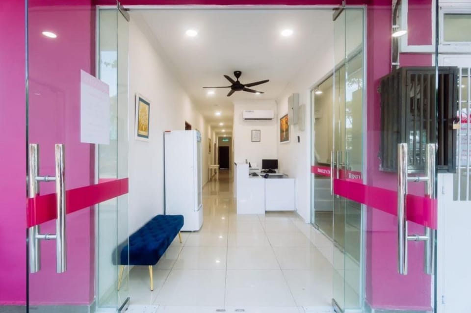 OYO 90090 Roselyn Inn 2 Hotel in Johor