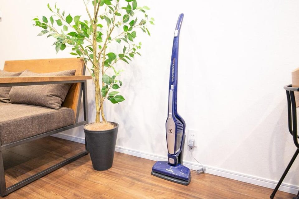 Nishikujou 【Nishikujou・Newly Built House】 Close to Station・Good Access * NAMBA Area Vacation rental in Osaka