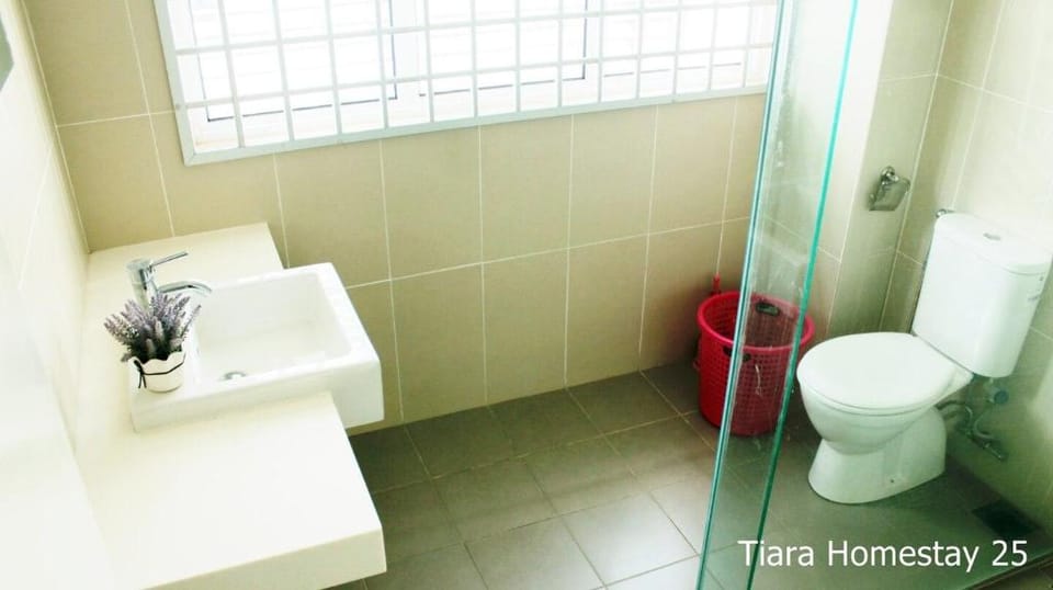 Tiara Homestay@Tiara Melaka Golf and Country Club Vacation rental in Malacca