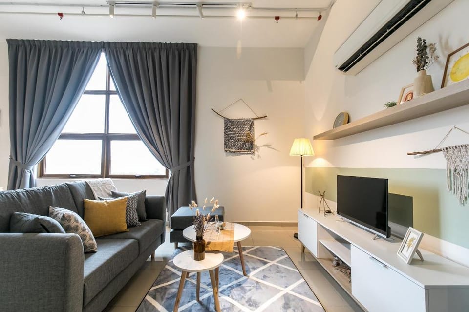 SmartHome DuplexSuite-6Pax-ParadigmMal| Iconique36 Apartment in Petaling Jaya