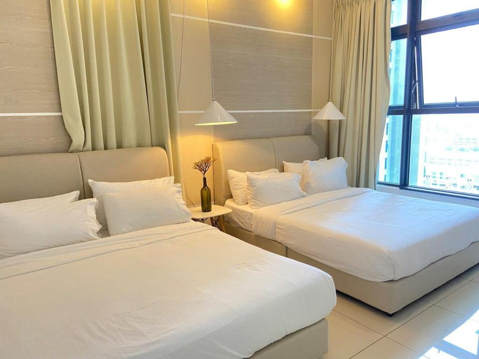 Atlantis-B16-6pax/5minJonkerSt/Pool View/VideoGame Apartment in Malacca