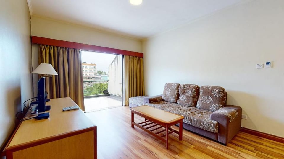 Upgraded - Spacious Cozy Apartment Hotel Apartment in Brinchang
