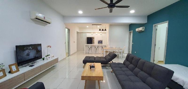 Jazz Suite with Penang seaview Apartment in Penang