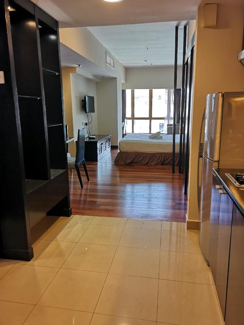 Moonlight suites 4pax @ Sunway Pyramid Apartment in Subang Jaya