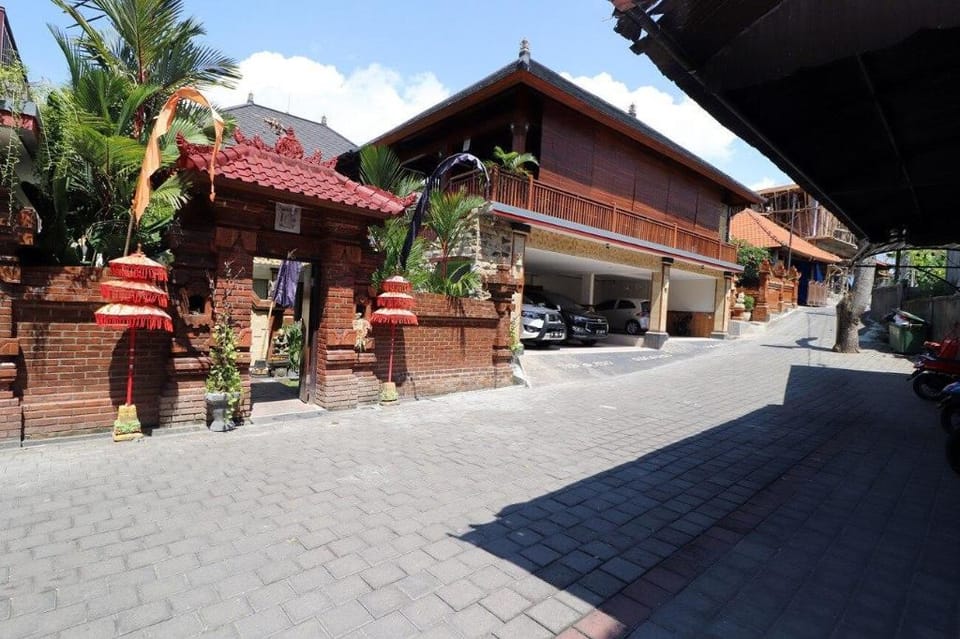 EightBR Brand New Villa with Pool in Canggu Vacation rental in North Kuta