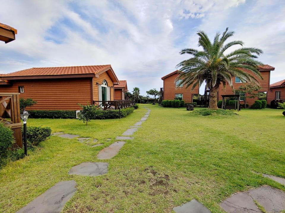 Jeju Haemaji Pension Bed and Breakfast in South Korea
