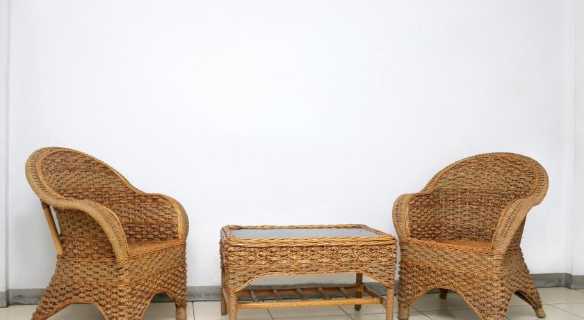 Rumahku Hayam Wuruk Mitra RedDoorz Bed and Breakfast in Jakarta