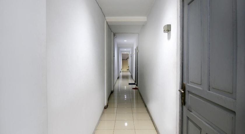 Rumahku Hayam Wuruk Mitra RedDoorz Bed and Breakfast in Jakarta