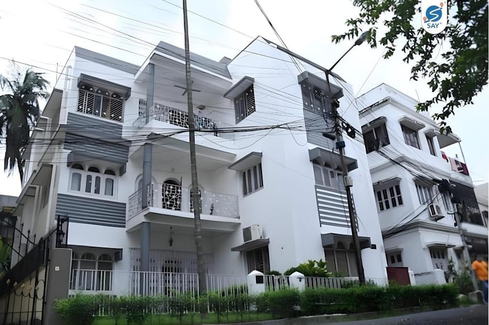 SAY Rooms Trip Manager Guest House Hotel in Kolkata