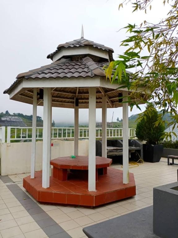 Bishops Cap Cameron Highlands Apartment in Brinchang
