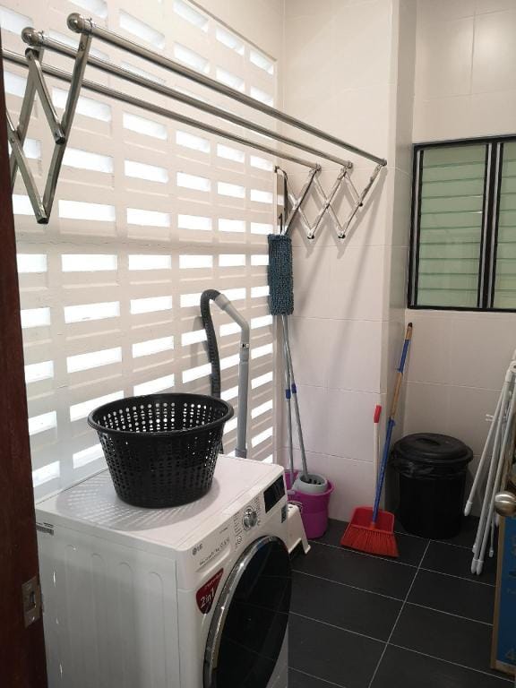 Jeff & Ricky Homestay 16 @Boulevard Imperial suite Apartment in Kuching