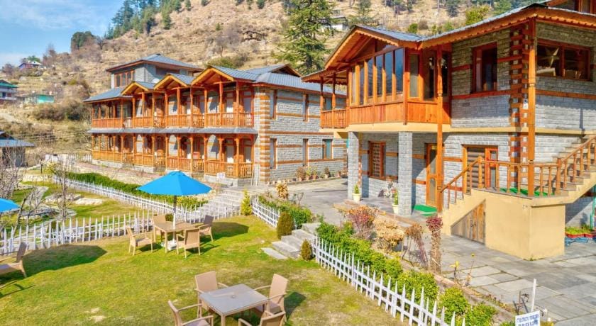 8fold by LaRiSa, Jibhi Hotel in Himachal Pradesh