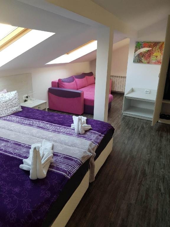 Guesthouse RED HOUSE Vacation rental in North Macedonia