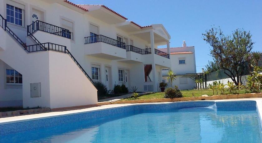 Albufeira 2 bedroom apartment 5 min from Falesia beach and close to center I Apartment in Olhos de Água