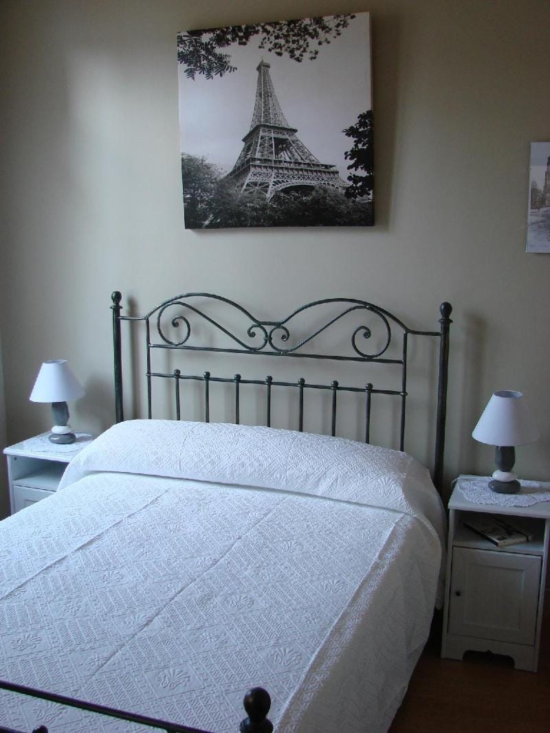 980 Apartment in Paris
