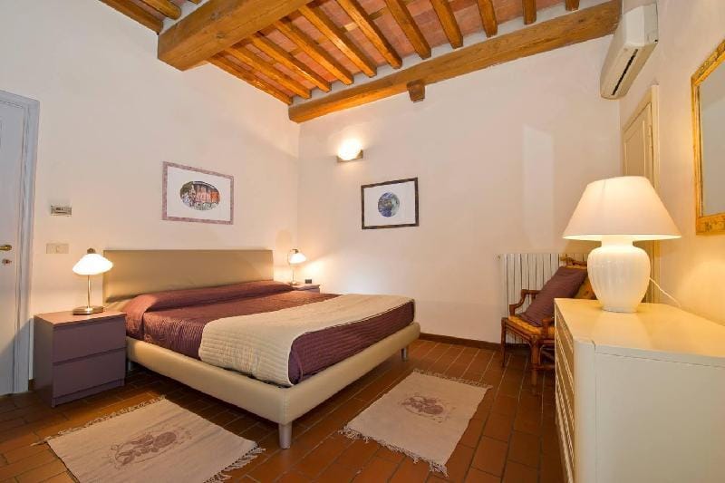 Holiday apartment rental in the heart of Lucca no01 Apartment in Capannori