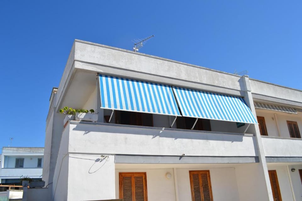 Holiday home close to the sea with internal parking and climate Apartment in Apulia