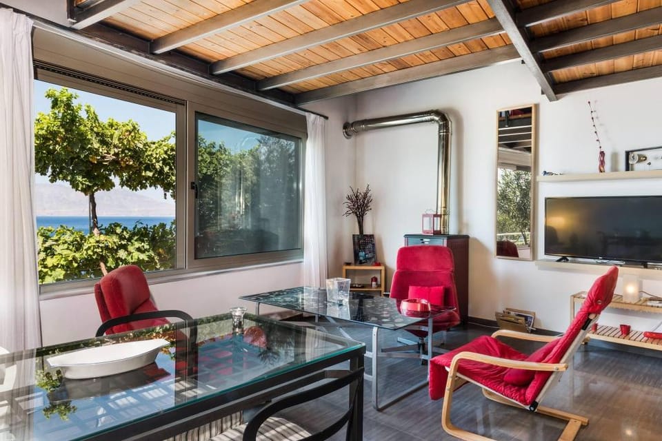 House with Private Place To Swim, Solitary, View Vacation rental in Crete
