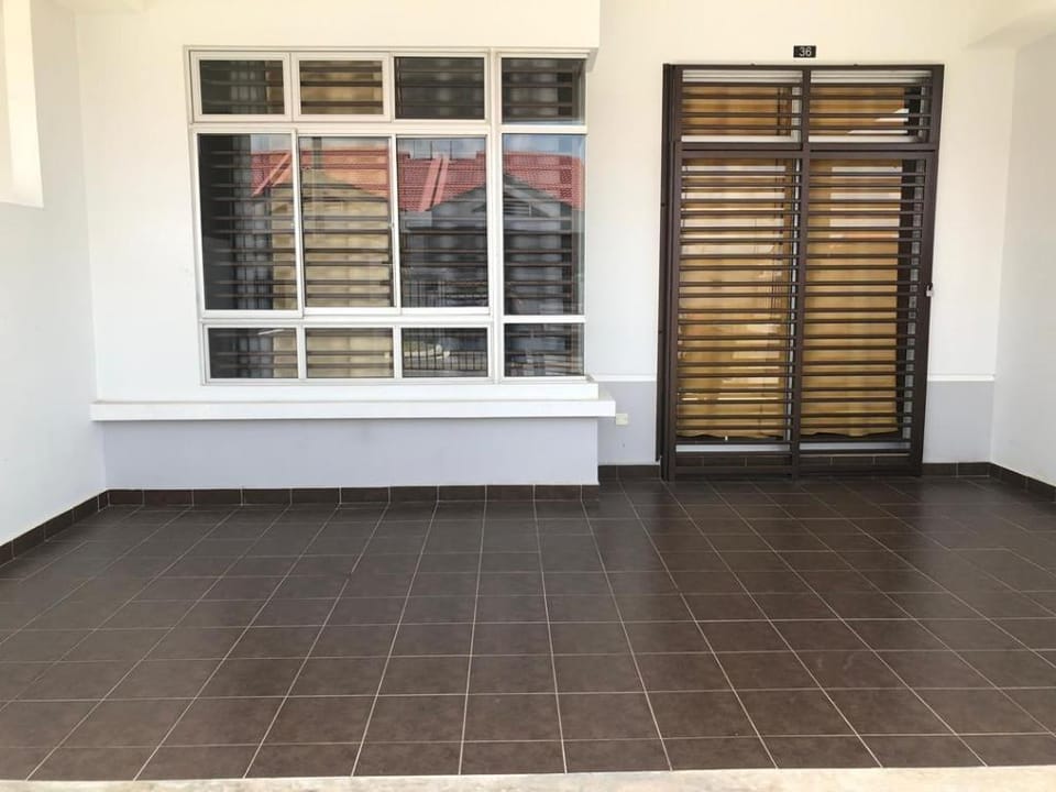 desaru penawar homestay Dr Jamizulfikri Vacation rental in Johor