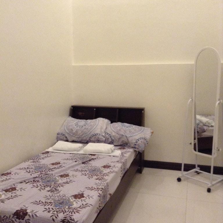 BIG HOUSE/ wifi fast& Ntflx/ Vacation rental in Davao City