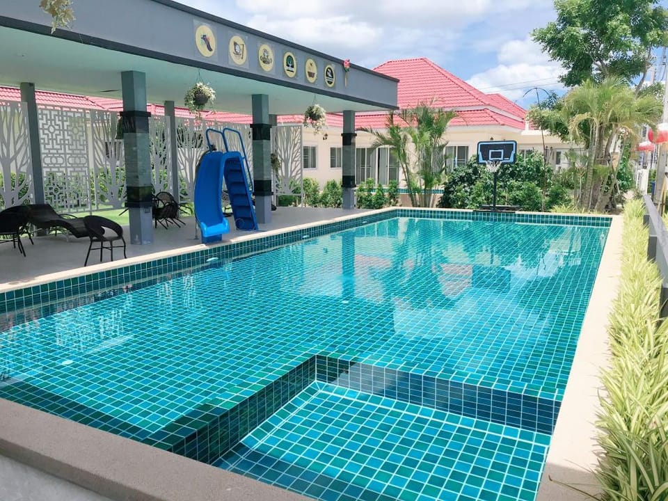 Chinatown ไชน่าทาว Villa in Hua Hin District
