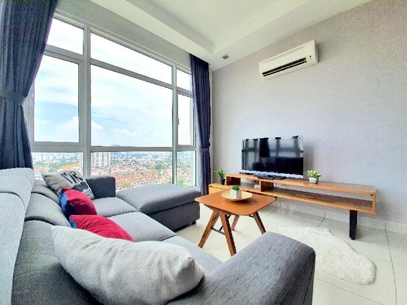 Kuala Lumpur | Sungai Besi Modern Suite near TBS! Apartment in Federal Territory of Kuala Lumpur