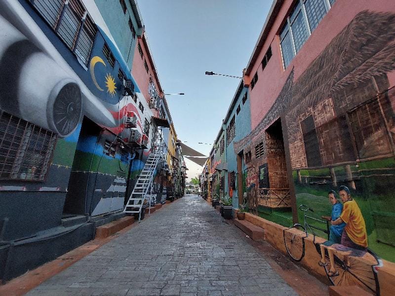 KLIA Avengers Homestay @ Sepang + WIFI + Netflix Apartment in Negeri Sembilan, Malaysia