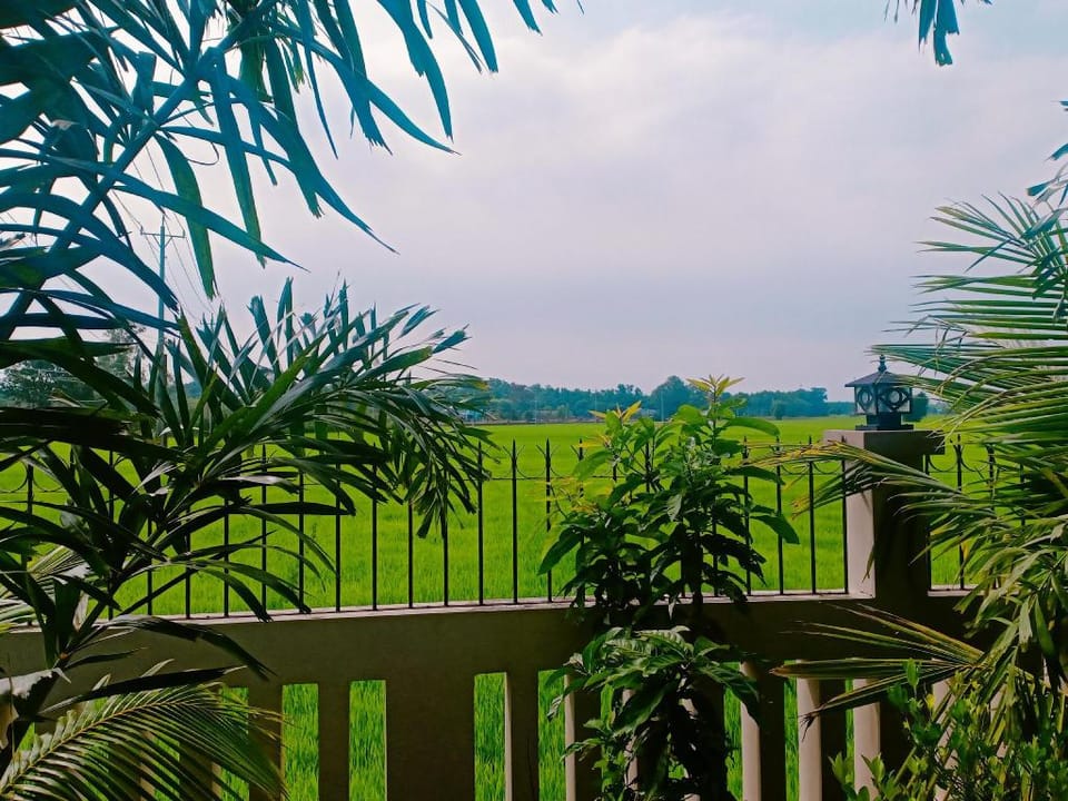 Azalea Coffee Homestay 2 Vacation rental in Bình Thuận Province