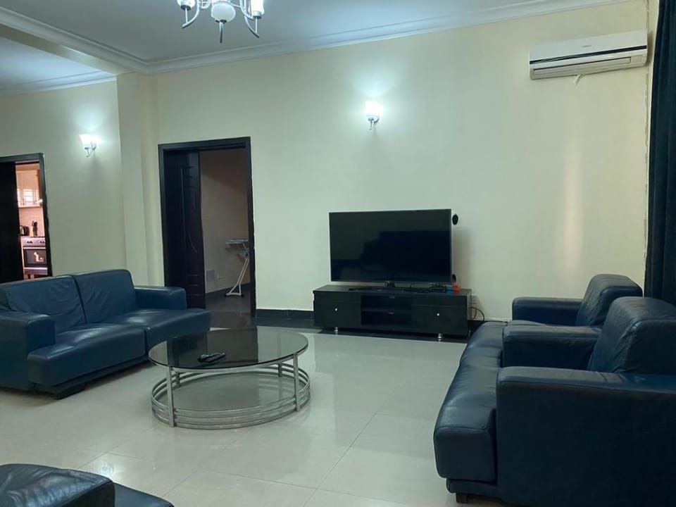 Luxury three bedroom apartment Apartment in Lagos