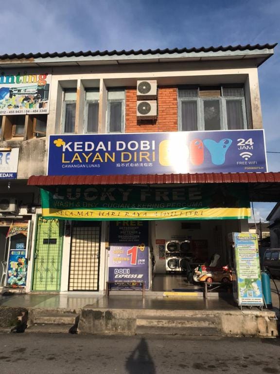DOUBLE DECKER ROOM ONLY WITH SHARED BATHROOMS  Vacation rental in Penang
