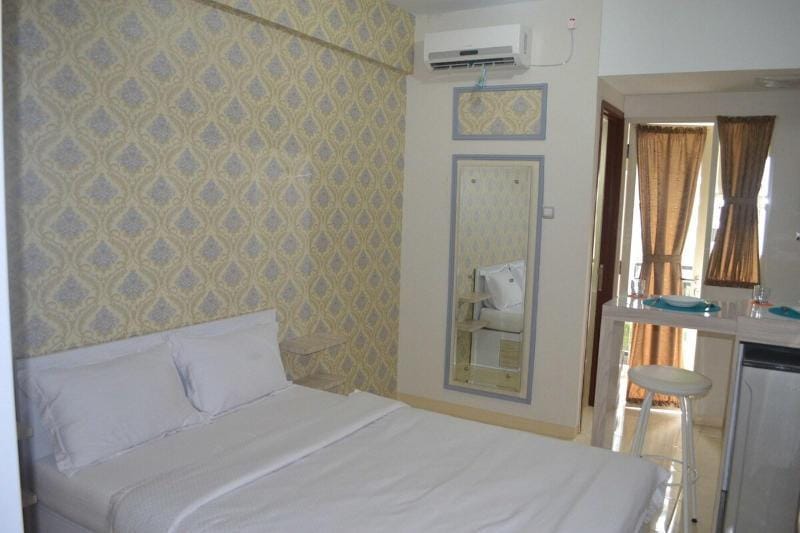 Green Lake View Apartement - Ciputat Apartment in South Jakarta City