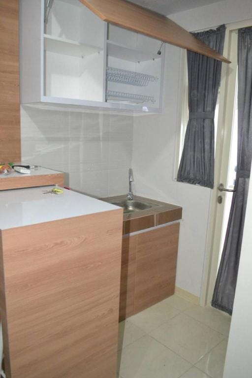 Green Lake View Apartement Ciputat by Owner Apartment in South Jakarta City