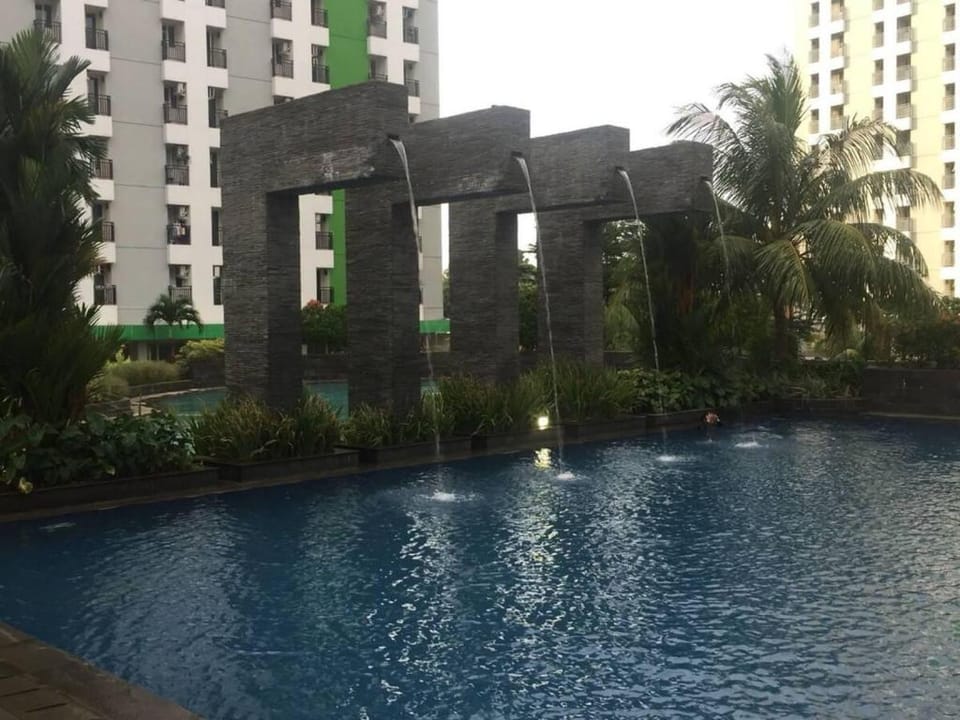 Green Lake View Apartement Ciputat by Owner Apartment in South Jakarta City