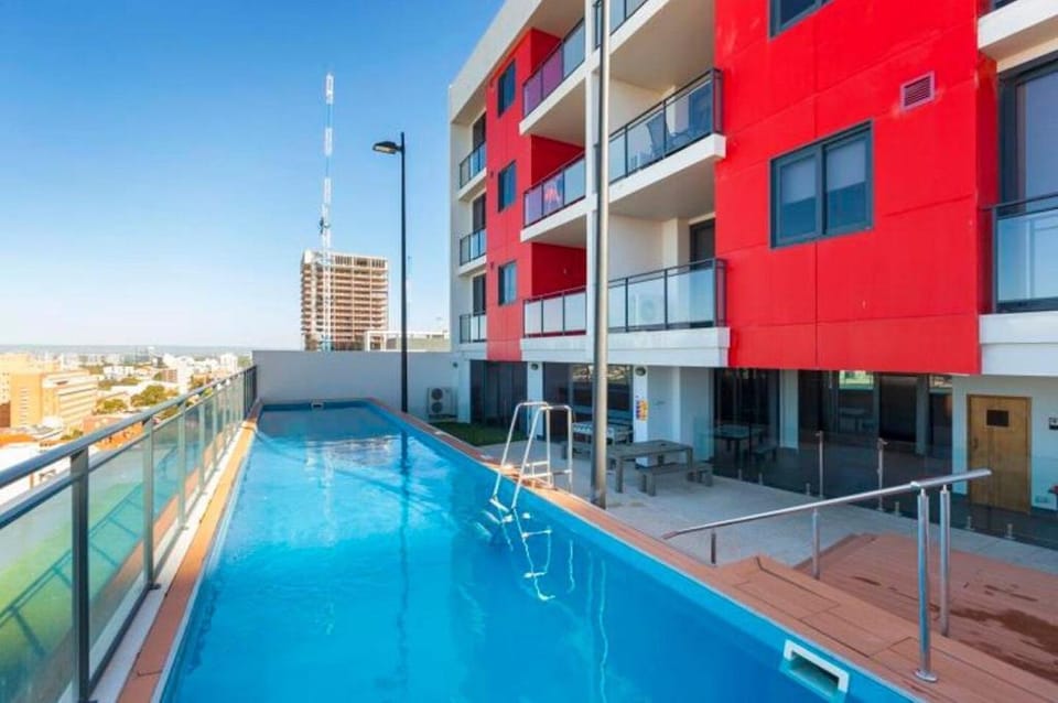 LOCATION LOCATION CITY VIEWS NETFLIX WIFI WINE Apartment in Perth