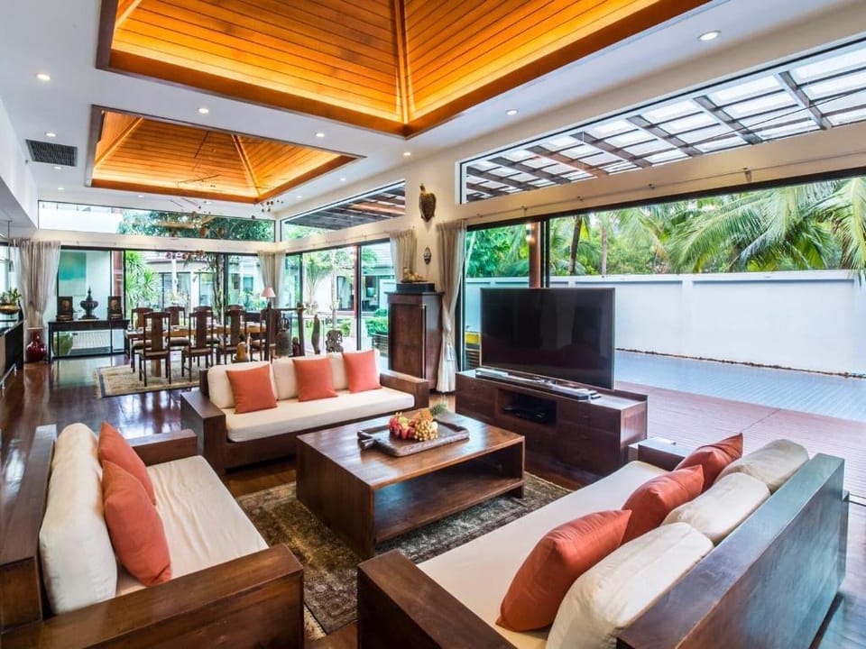 Villa De Siam Villa in Kamala