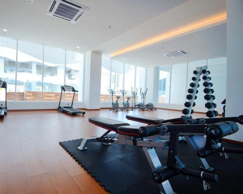 Pine Homestay @TheWave | WiFi | Astro | Pool Apartment in Malacca