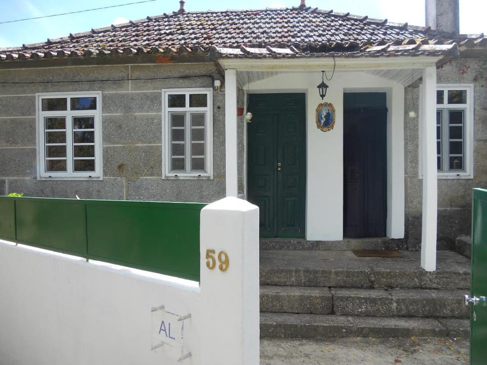 Casa da D. Marquinhas Vacation rental in Porto District