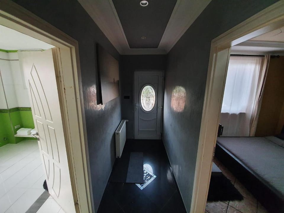 Budapest Airport Luxury 42 Vacation rental in Budapest