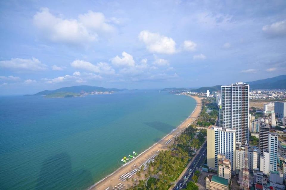 The Moonlight: Penthouse Mường Thanh 60 Trần Phú Apartment in Nha Trang