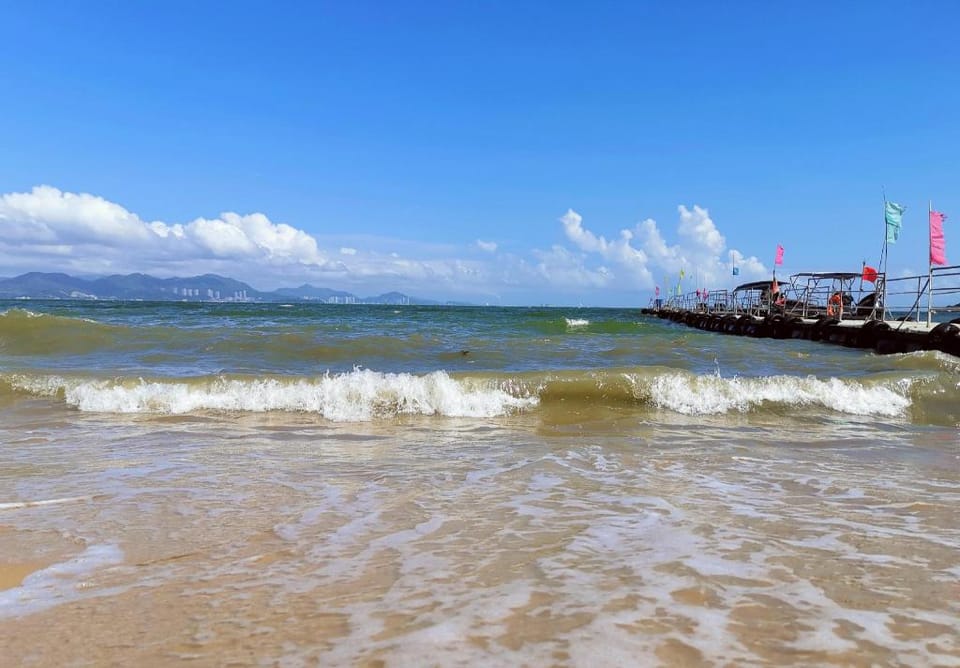 Ten Mile Silver Beach Apartment Apartment in Guangdong