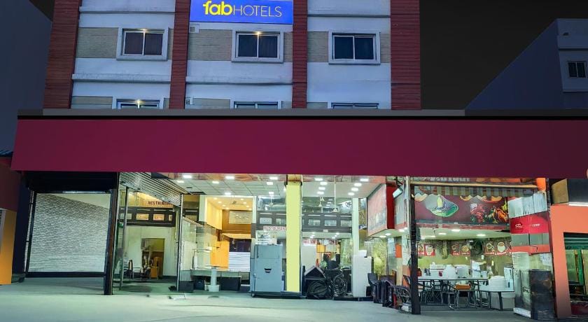 Capital O Alfa Hotel in Vijayawada