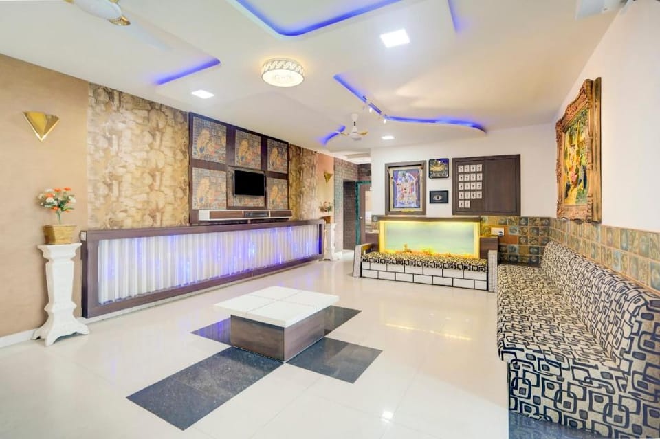 Hotel O Ayaansh Hotel in Vadodara