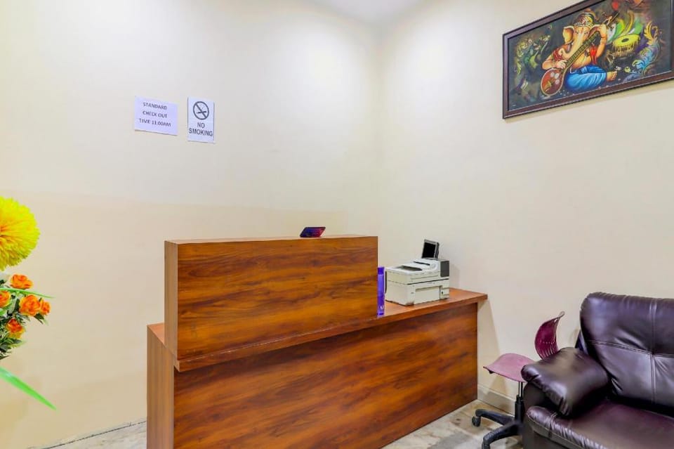 Hotel O Rsquare Elite Hotel in Hyderabad