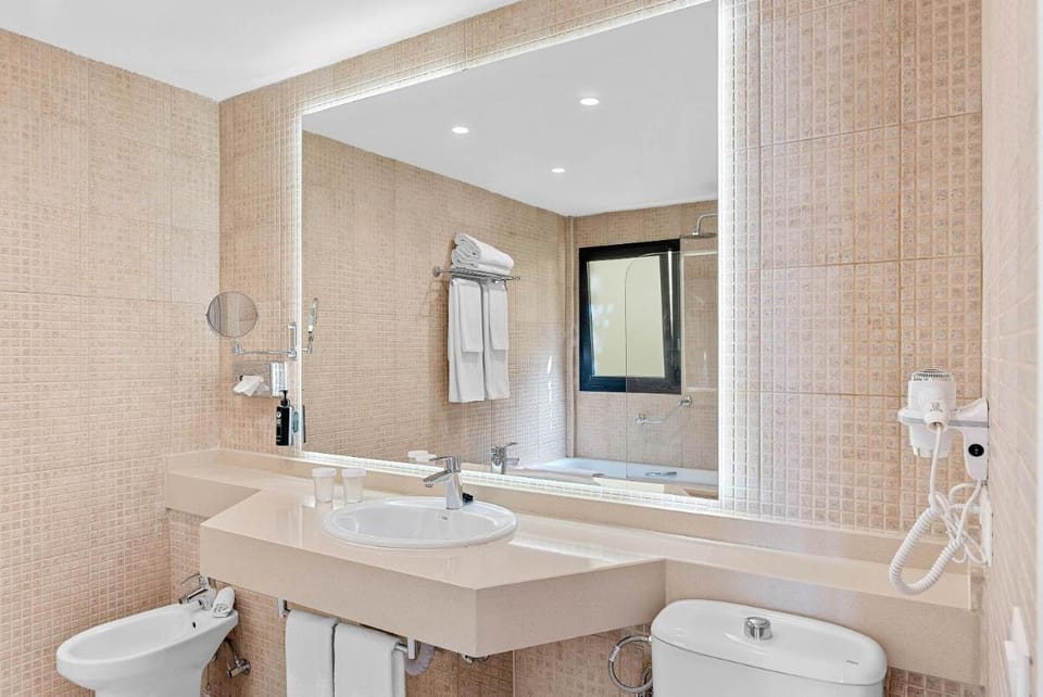 Ramada Residences by Wyndham Tenerife Costa Adeje Apartment hotel in Costa Adeje
