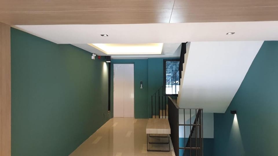 DHANAKARN HOTEL Apartment in Chon Buri Changwat