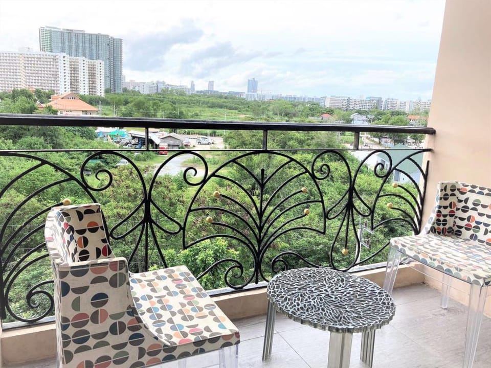Atlantis亚特兰蒂斯66平方二房一厅 水系亲子公寓 Apartment in Pattaya City