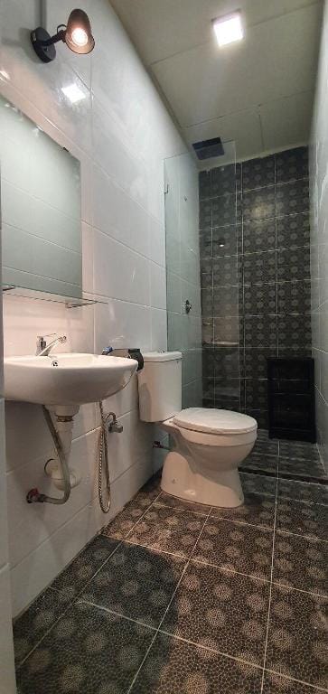 Triple Room @ Georgetown (Shared Bathroom) Vacation rental in George Town