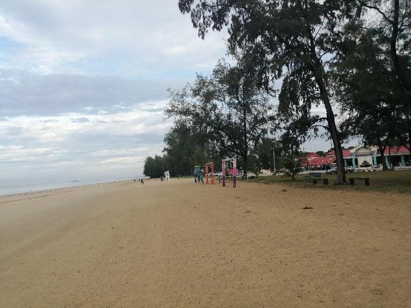 Al-Aisya Homestay 4 Bilik di Kuala Rompin Pahang Vacation rental in Pahang, Malaysia